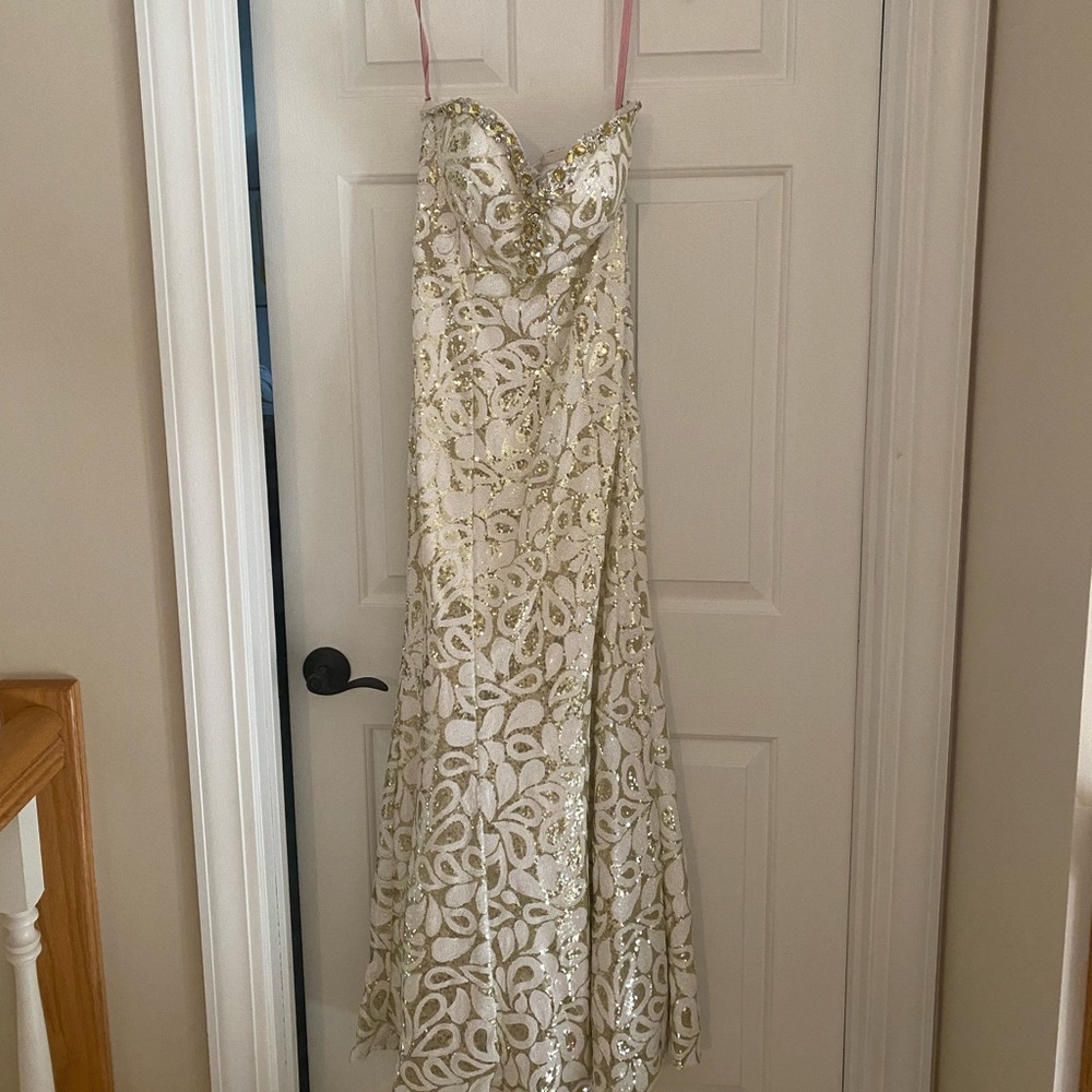 Blush by Alexis Gold and White Prom/Formal Occassion Dress